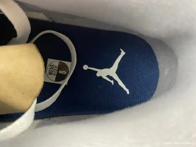 Rep Husky Air Jordan Midnight CT8532-140 3 Navy 0528